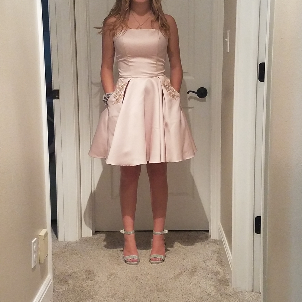 Juniors formal dress. Size 4